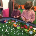 In de tuin - bloemen voor mama