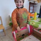 Dozen groot en klein, spelen met dozen is fijn