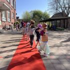 Gekke hoedenmakers modeshow