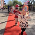Gekke hoedenmakers modeshow