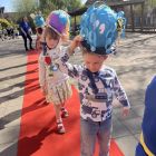 Gekke hoedenmakers modeshow