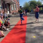 Gekke hoedenmakers modeshow