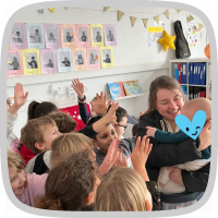 Juf Eline en César kwamen op bezoek! 